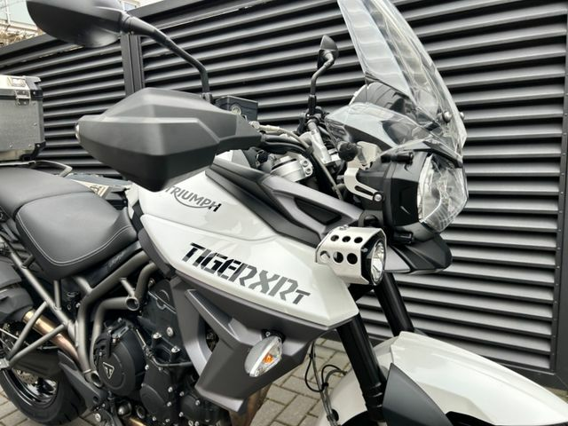 Hauptbild bild 15 TRIUMPH Tiger 800 XRT | Griff + Sitzheizung