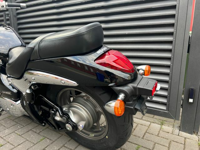 Hauptbild bild 29 SUZUKI VZ 800 M 800 Intruder nur 6144 km