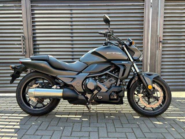 Hauptbild bild 1 HONDA CTX 700 NDE DCT | A2