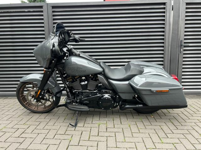 Hauptbild bild 8 HARLEY DAVIDSON FLHXST Street Glide ST 117