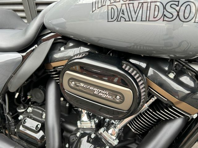 Hauptbild bild 17 HARLEY DAVIDSON FLHXST Street Glide ST 117
