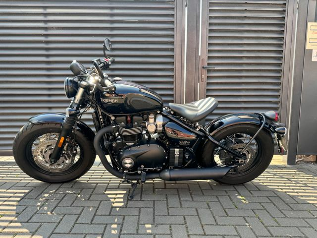 Hauptbild bild 4 TRIUMPH Bonneville Bobber T120 Black
