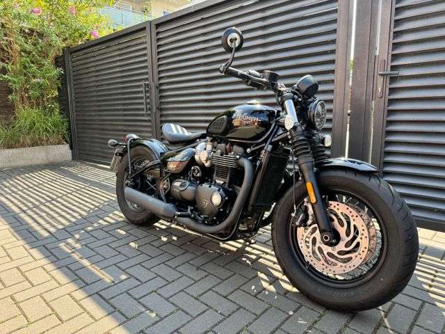 Hauptbild bild 13 TRIUMPH Bonneville Bobber T120 Black