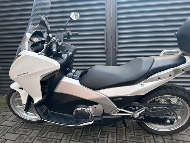 Hauptbild bild 8 HONDA Integra 650 | B2B