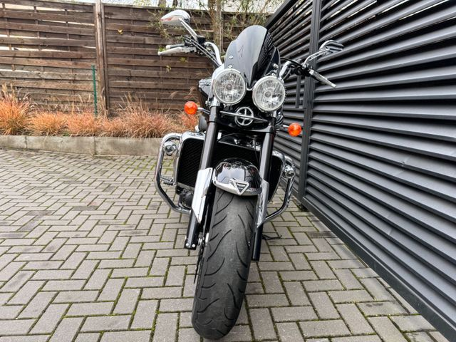 Hauptbild bild 13 TRIUMPH Rocket III Roadster  nur 11699 km | B2B