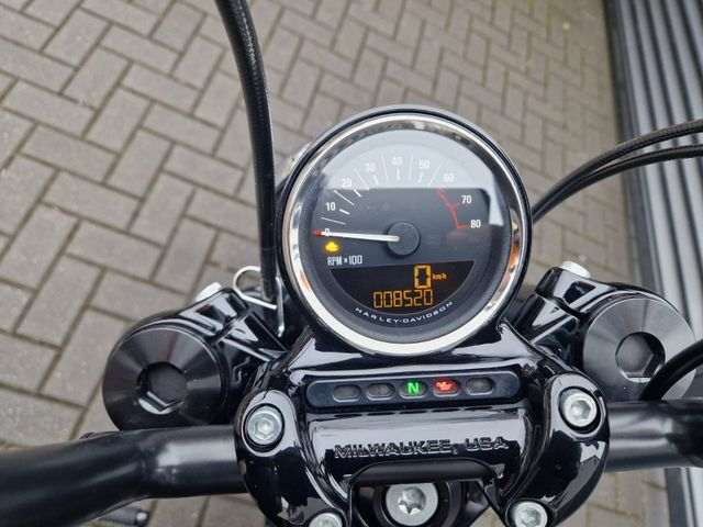 Hauptbild bild 10 HARLEY DAVIDSON XL 1200 CX Roadster | Zubehör