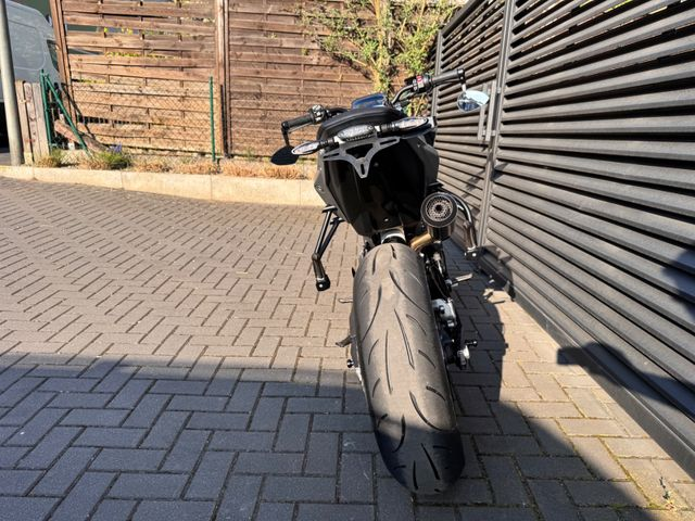 Hauptbild bild 12 KTM Duke 790 L kurzes Heck | IX Race Auspuff
