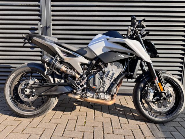 Hauptbild bild 1 KTM Duke 790 L kurzes Heck | IX Race Auspuff