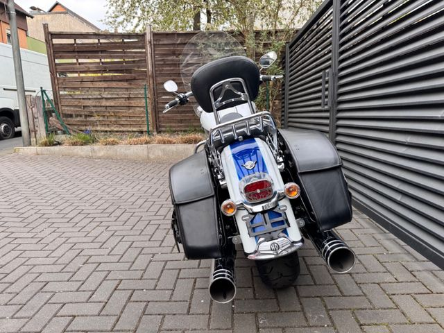Hauptbild bild 11 HARLEY DAVIDSON FLHRC  Road King Classic J&H