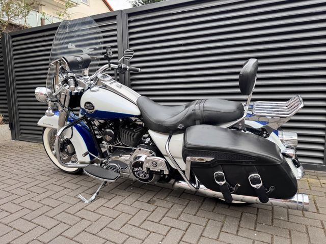 Hauptbild bild 30 HARLEY DAVIDSON FLHRC  Road King Classic J&H