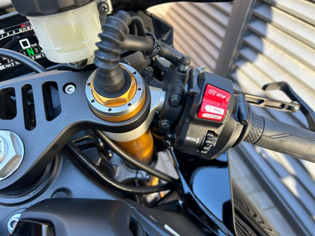 Hauptbild bild 14 YAMAHA YZF-R 1 M | Carbon | nur 5891 km