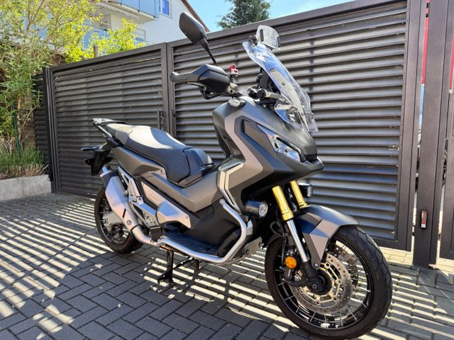 Hauptbild bild 2 HONDA X-Adv nur 8208 km