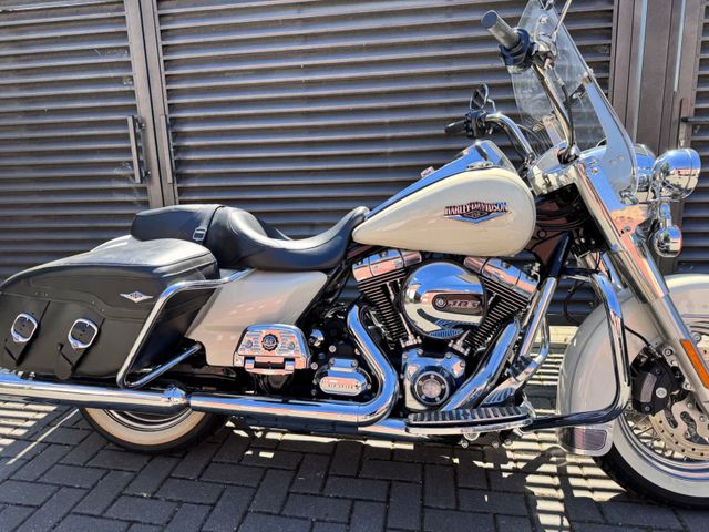 Hauptbild bild 2 HARLEY DAVIDSON FLHRC Road King Classic nur 10631 km