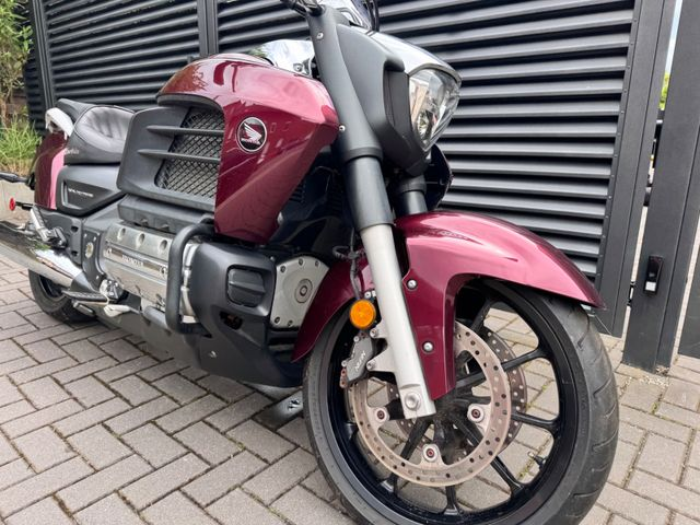 Hauptbild bild 27 HONDA GL1800C F6C Valkyrie