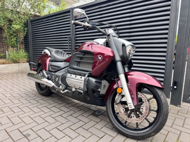 Hauptbild bild 25 HONDA GL1800C F6C Valkyrie