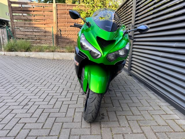 Hauptbild bild 14 KAWASAKI ZZR 1400 Performance | Service und Reifen neu