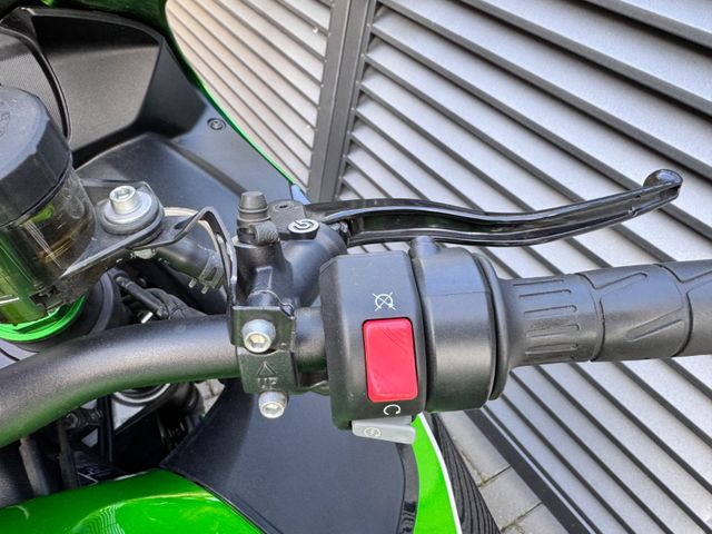 Hauptbild bild 4 KAWASAKI ZZR 1400 Performance | Service und Reifen neu