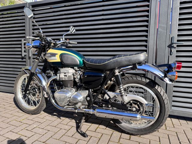 Hauptbild bild 74 KAWASAKI W 650 TOP | original nur 8729 km