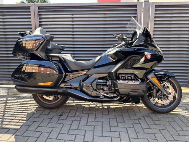 Hauptbild bild 1 HONDA GL 1800 Goldwing Tour  | nur 1334 km !