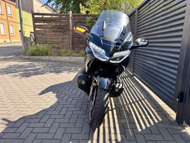 Hauptbild bild 3 HONDA GL 1800 Goldwing Tour  | nur 1334 km !