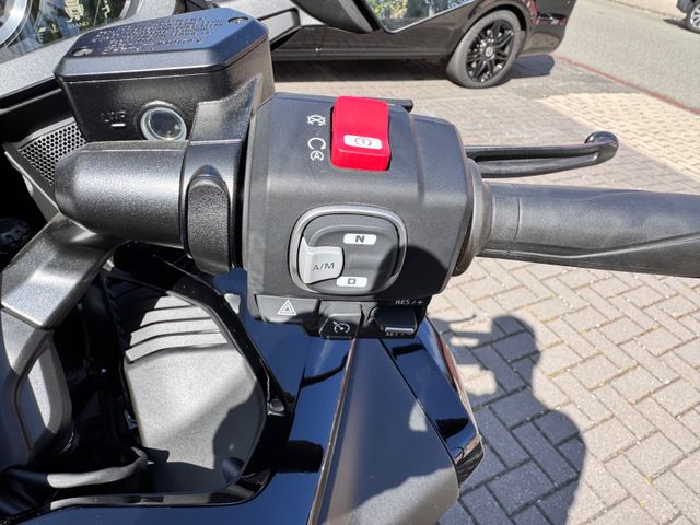 Hauptbild bild 10 HONDA GL 1800 Goldwing Tour  | nur 1334 km !