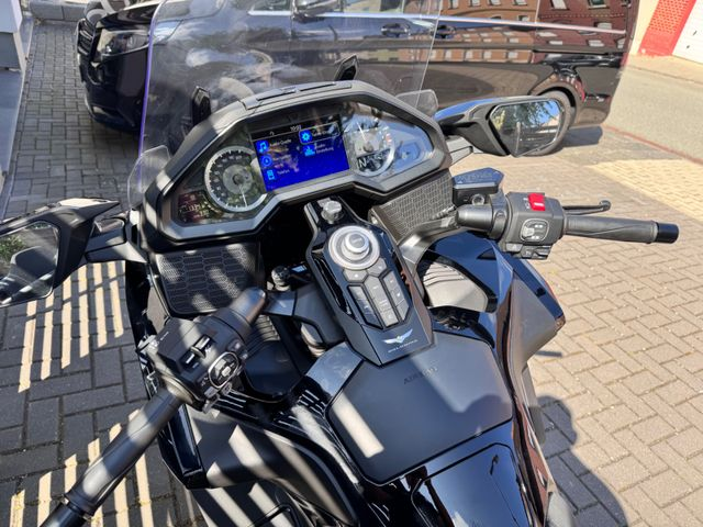 Hauptbild bild 5 HONDA GL 1800 Goldwing Tour  | nur 1334 km !