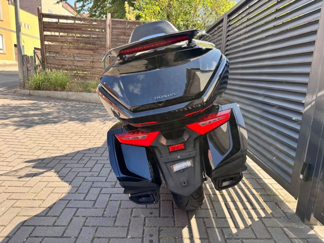 Hauptbild bild 15 HONDA GL 1800 Goldwing Tour  | nur 1334 km !