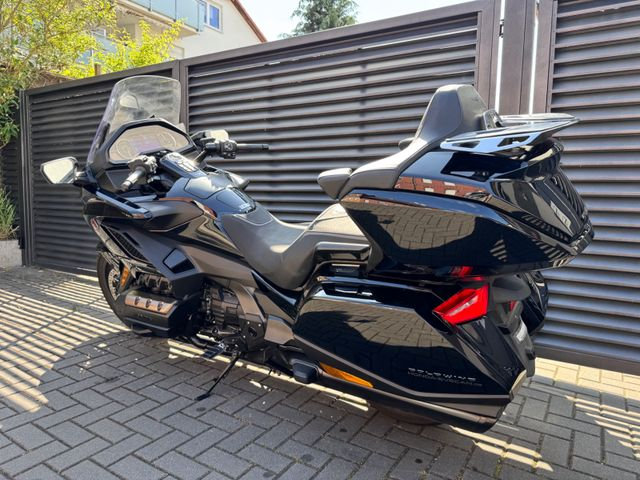 Hauptbild bild 14 HONDA GL 1800 Goldwing Tour  | nur 1334 km !