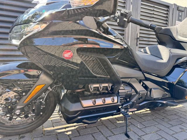 Hauptbild bild 12 HONDA GL 1800 Goldwing Tour  | nur 1334 km !
