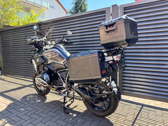 Hauptbild bild 4 BMW R1250GS Triple Black alle Pakete ESA