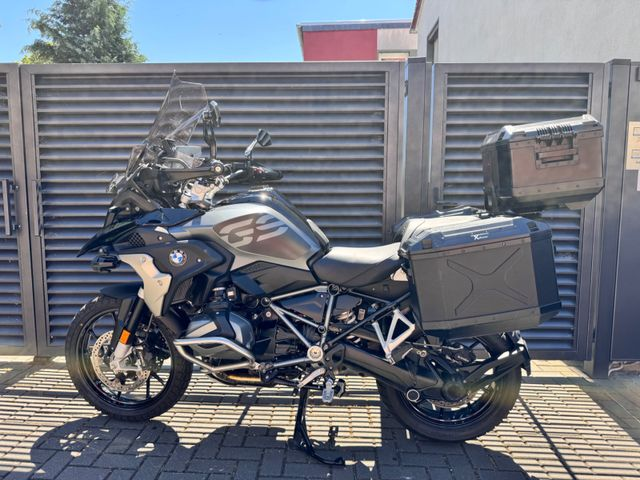 Hauptbild bild 11 BMW R1250GS Triple Black alle Pakete ESA