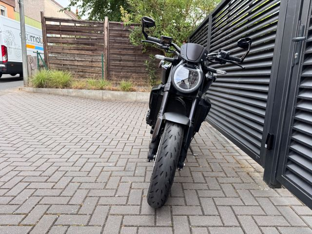 Hauptbild bild 3 HONDA CB 1000 RA SC 80 Black Edition | nur 3056 km