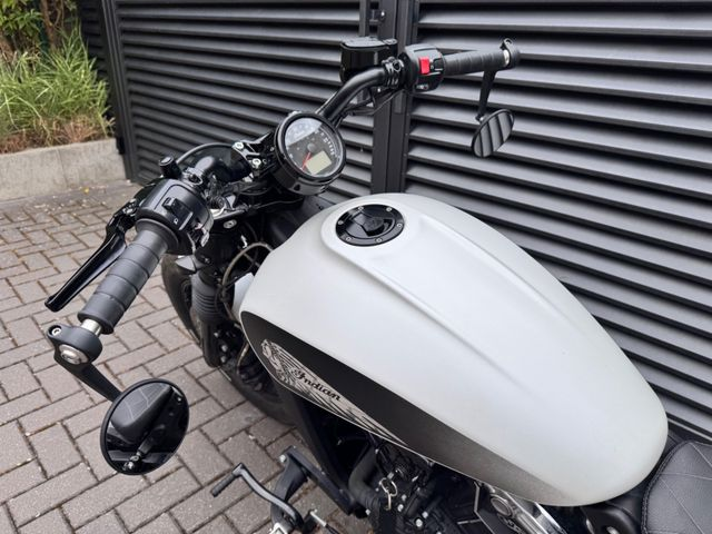 Hauptbild bild 7 INDIAN Scout Bobber 1133 |  Jekill&Hide | Fußrasten vor