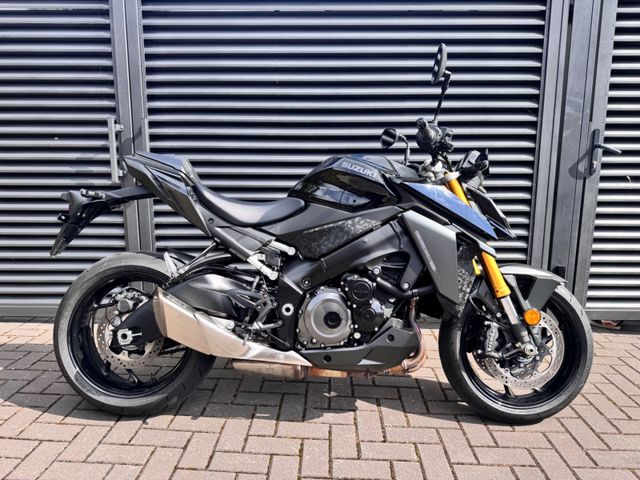 Hauptbild bild 17 SUZUKI GSX-S1000 black | nur 4408 km | Erstbesitz