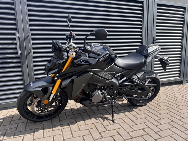 Hauptbild bild 13 SUZUKI GSX-S1000 black | nur 4408 km | Erstbesitz