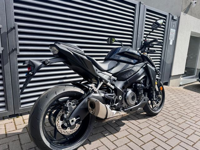 Hauptbild bild 18 SUZUKI GSX-S1000 black | nur 4408 km | Erstbesitz