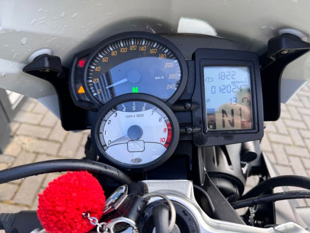 Hauptbild bild 32 BMW F 800R | unfallfrei | Scheckheft | HU NEU / tief