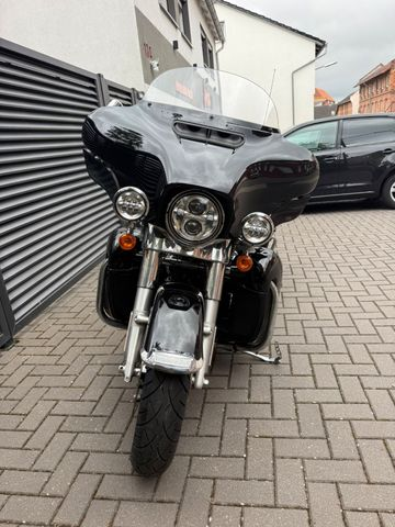 Hauptbild bild 5 HARLEY DAVIDSON FLHTKL Electra Glide Ultra Limited Low
