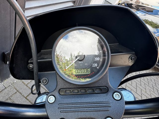 Hauptbild bild 83 HARLEY DAVIDSON XL 1200 IRON nur 9336 km | PENZL