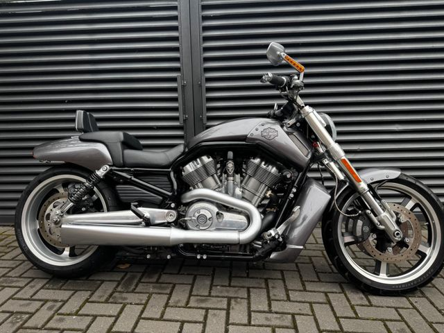 Hauptbild bild 1 HARLEY DAVIDSON VRSCF V-rod Muscle nur 8500 km | V&H Auspuff