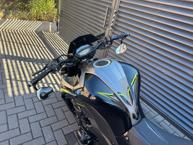 Hauptbild bild 10 KAWASAKI Z1000 R | 1. Hand | nur 14063 km | Hurric