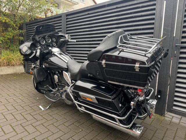 Hauptbild bild 9 HARLEY DAVIDSON FLHTCU Electra Glide Ultra Classic 96 cui