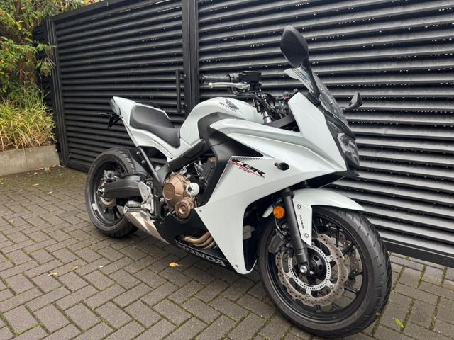 Hauptbild bild 17 HONDA CBR650 FA nur 10568 km