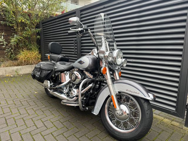 Hauptbild bild 2 HARLEY DAVIDSON FLSTC 1013 Heritage Softail Classic J&H