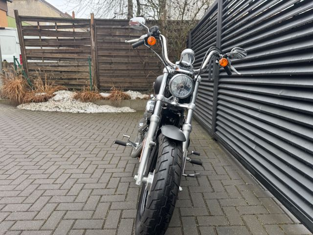 Hauptbild bild 4 HARLEY DAVIDSON XL 1200 CB Custom Limited B nur 5275 km  1. Hand