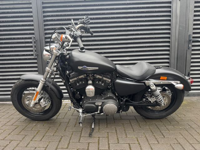Hauptbild bild 7 HARLEY DAVIDSON XL 1200 CB Custom Limited B nur 5275 km  1. Hand