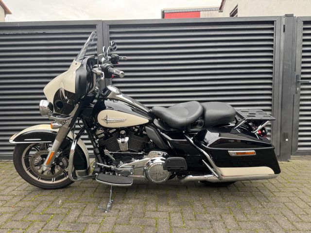 Hauptbild bild 17 HARLEY DAVIDSON FLHTP Electra Glide Police 114