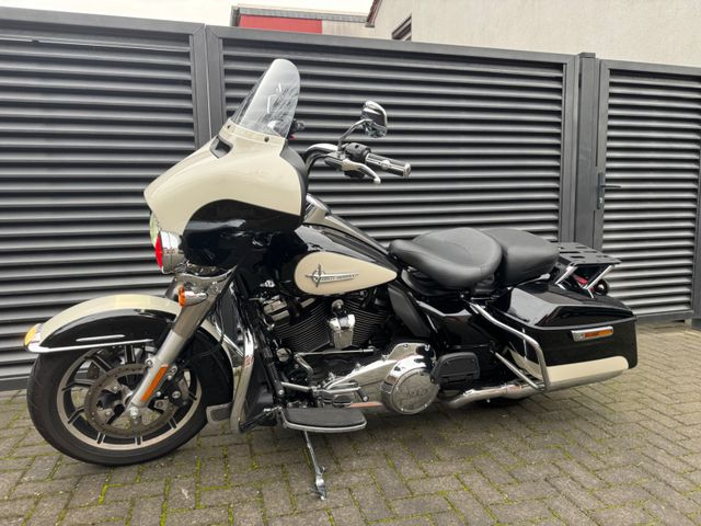 Hauptbild bild 16 HARLEY DAVIDSON FLHTP Electra Glide Police 114
