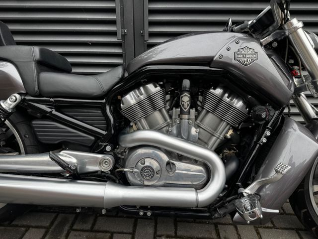 Hauptbild bild 18 HARLEY DAVIDSON VRSCF V-rod Muscle nur 8500 km | V&H Auspuff