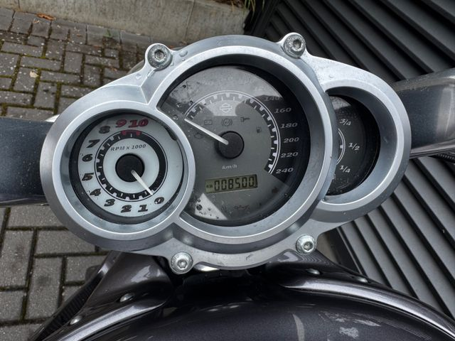 Hauptbild bild 6 HARLEY DAVIDSON VRSCF V-rod Muscle nur 8500 km | V&H Auspuff
